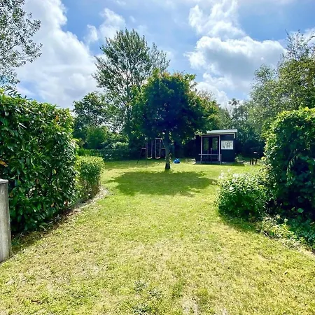 Spacious Surrounded Large Garden Holiday home Sint Maartensvlotbrug
