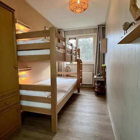 Holiday home Spacious Surrounded Large Garden Sint Maartensvlotbrug
