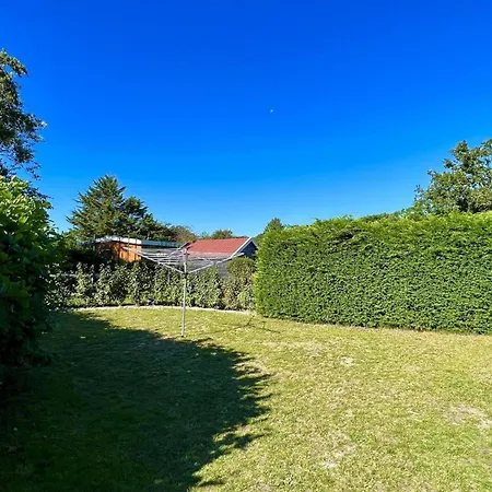 Holiday home Spacious Surrounded Large Garden