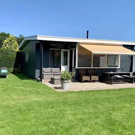 Holiday home Spacious Surrounded Large Garden