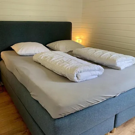 Σπίτι διακοπών Spacious Surrounded Large Garden *