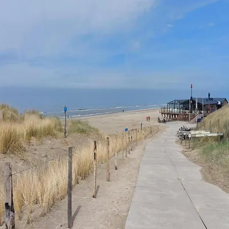 Spacious Surrounded Large Garden Σπίτι διακοπών Sint Maartensvlotbrug