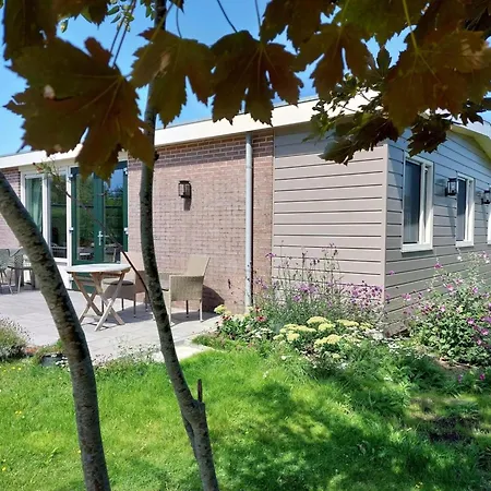 Spacious Surrounded Large Garden Holiday home *