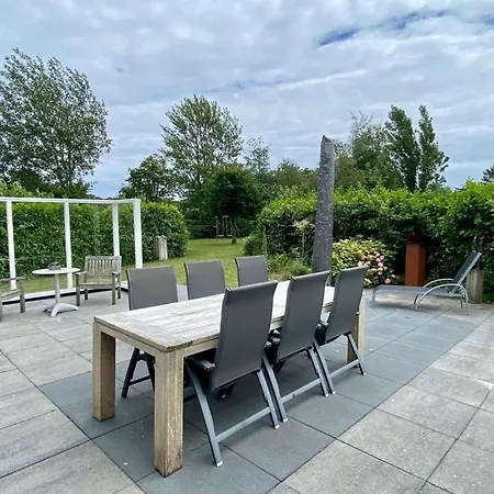 Spacious Surrounded Large Garden Holiday home Sint Maartensvlotbrug