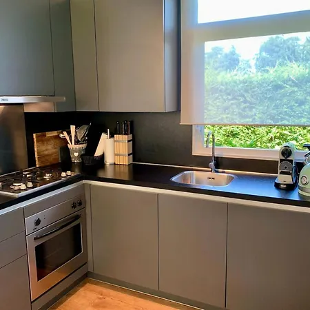 Spacious Surrounded Large Garden Дом отдыха Sint Maartensvlotbrug