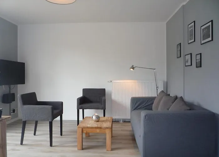 Feriehus Spacious Surrounded Large Garden *