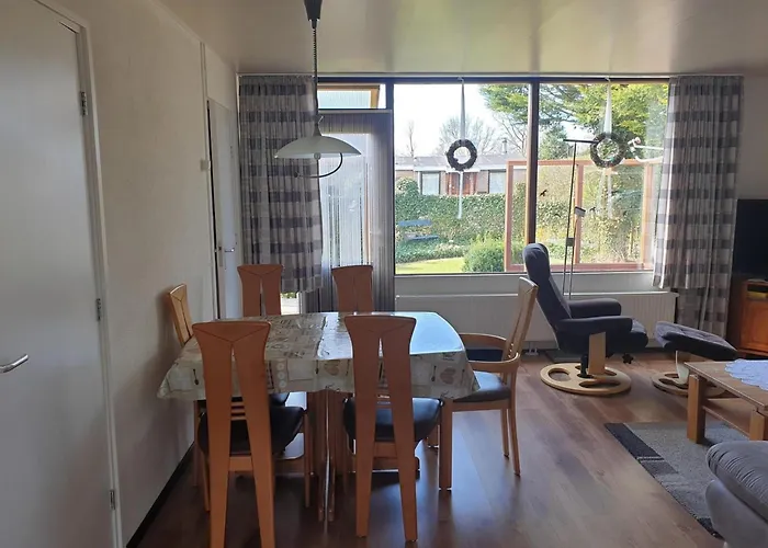 Spacious Surrounded Large Garden