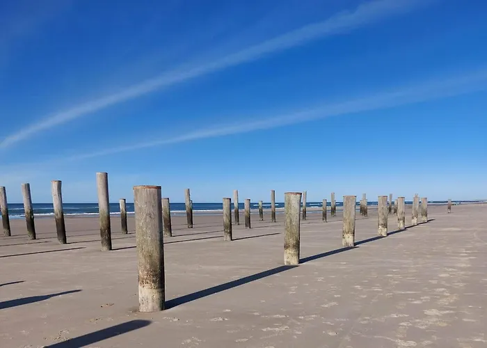 Feriehus Spacious Surrounded Large Garden *