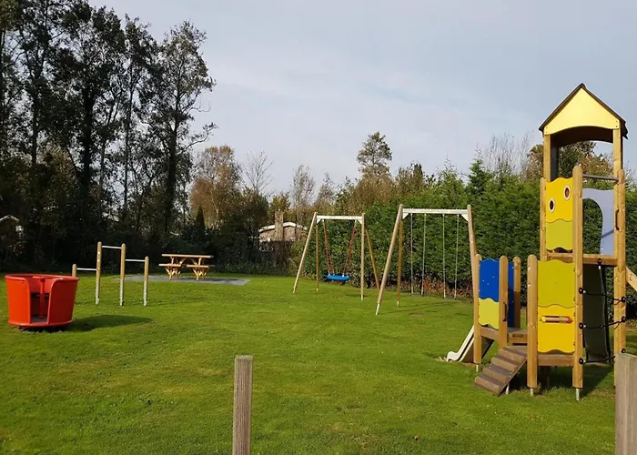 Spacious Surrounded Large Garden