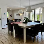 Spacious Surrounded Large Garden Holiday home